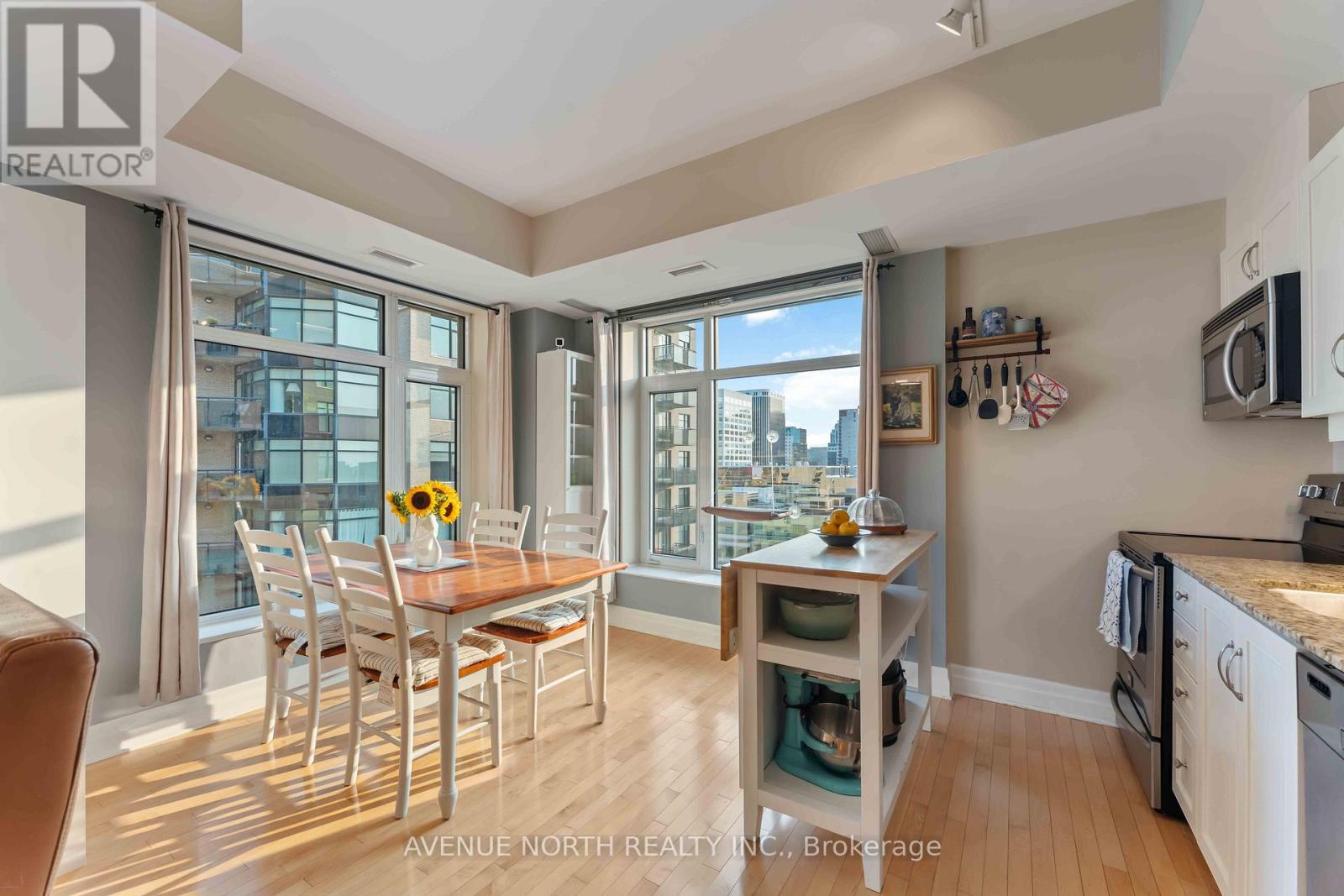 1505 - 245 Kent Street