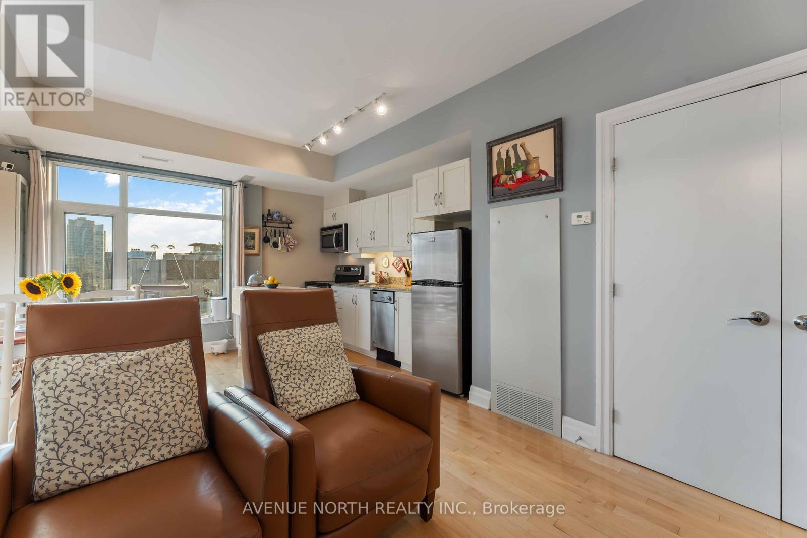 1505 - 245 Kent Street