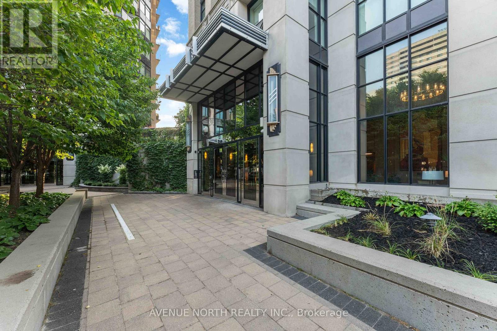 1505 - 245 Kent Street