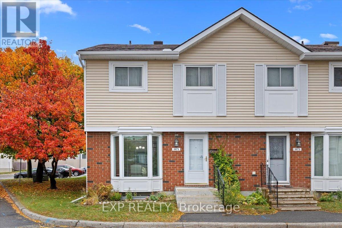 1971 Greenvale Lane