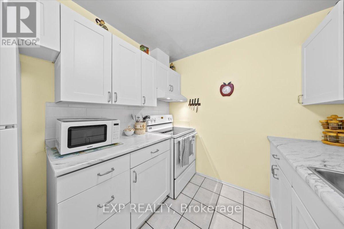 1971 Greenvale Lane