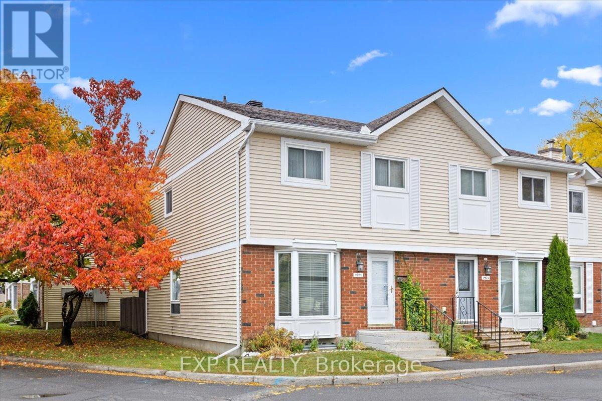 1971 Greenvale Lane