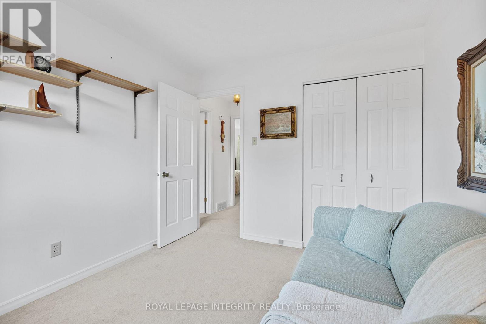 12 Wynford Avenue