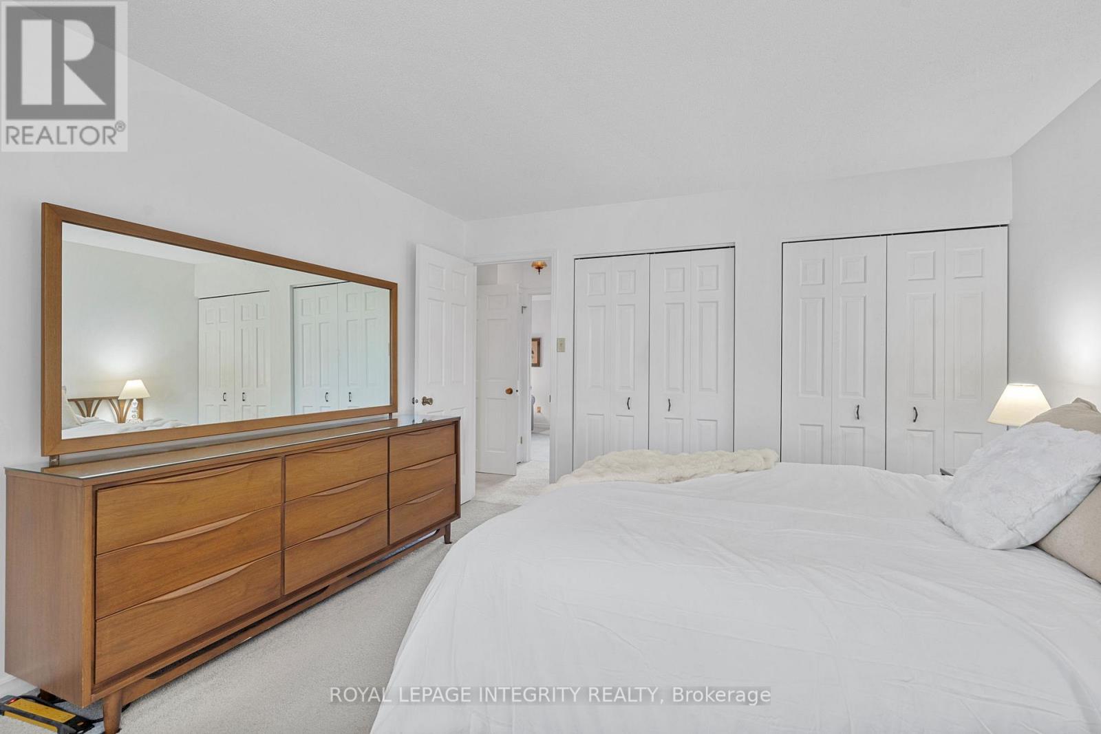 12 Wynford Avenue