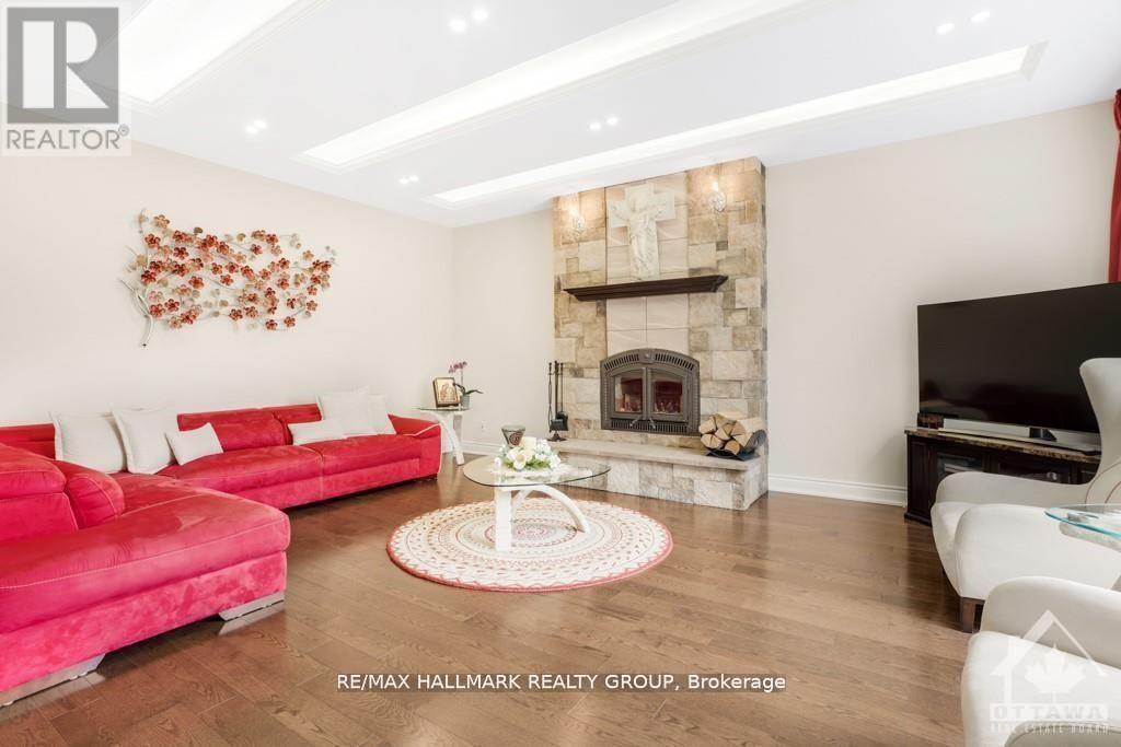 699 Ballycastle Crescent