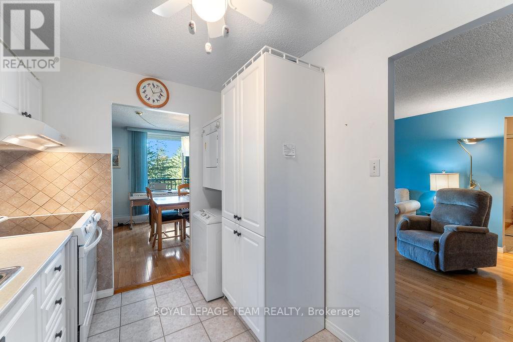 302 - 665 Bathgate Drive
