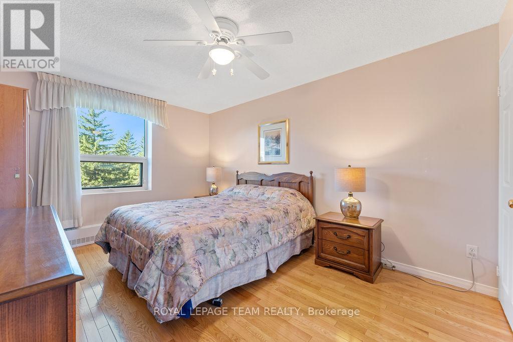 302 - 665 Bathgate Drive
