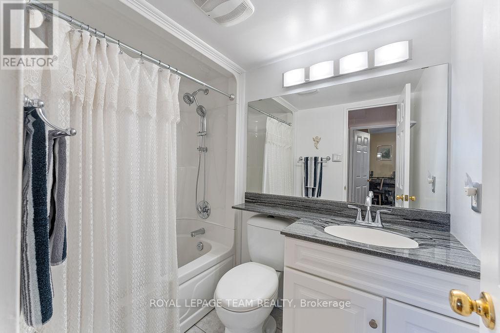 302 - 665 Bathgate Drive