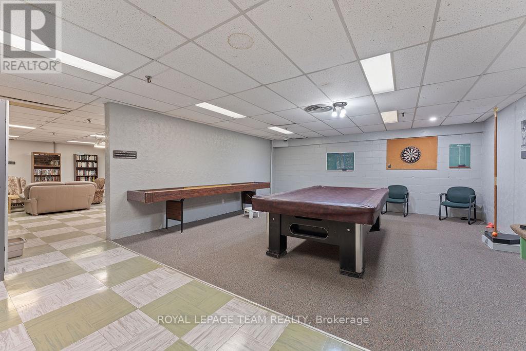 302 - 665 Bathgate Drive