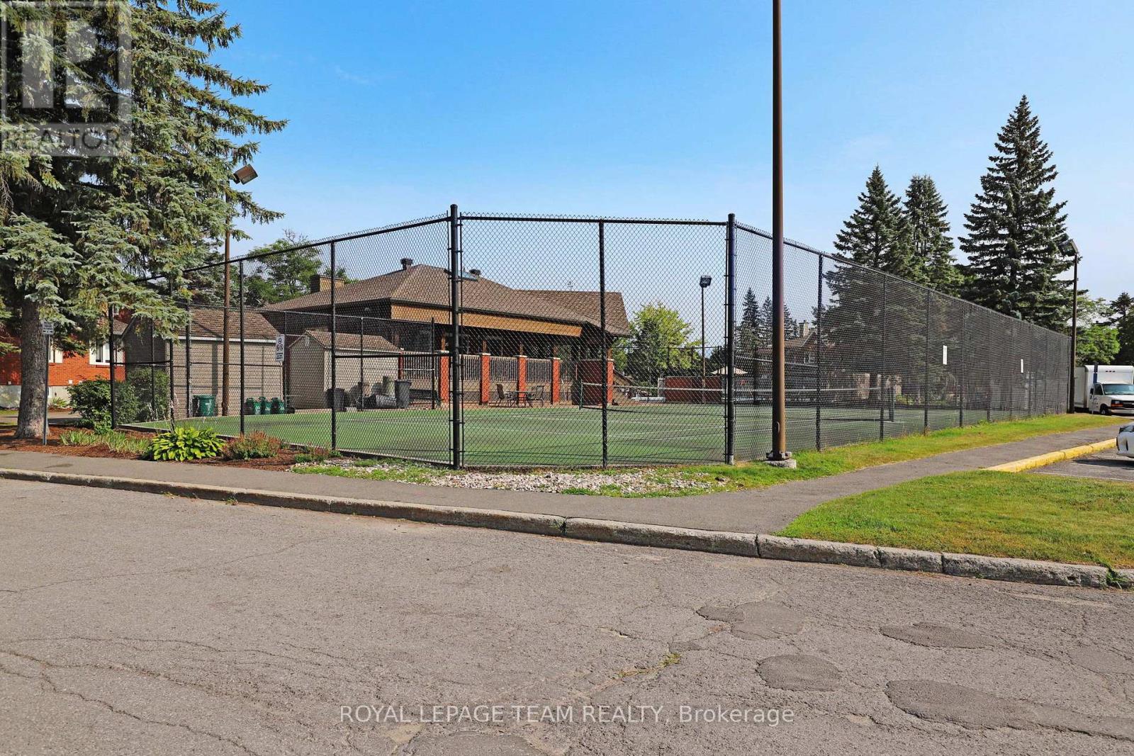 203 - 495 Canteval Terrace