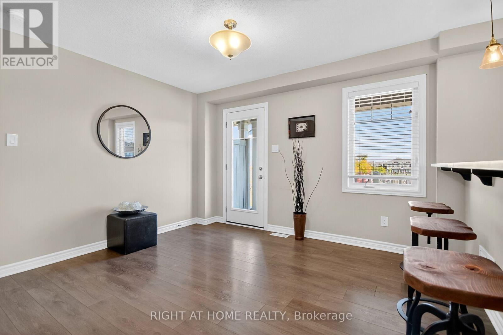 91 Buffalograss Crescent