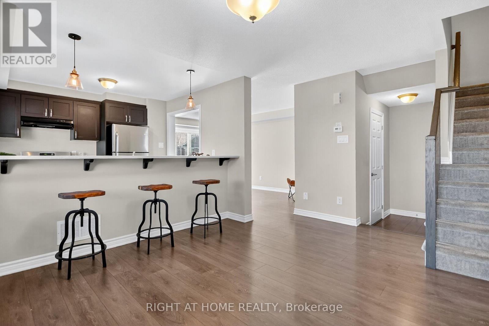 91 Buffalograss Crescent