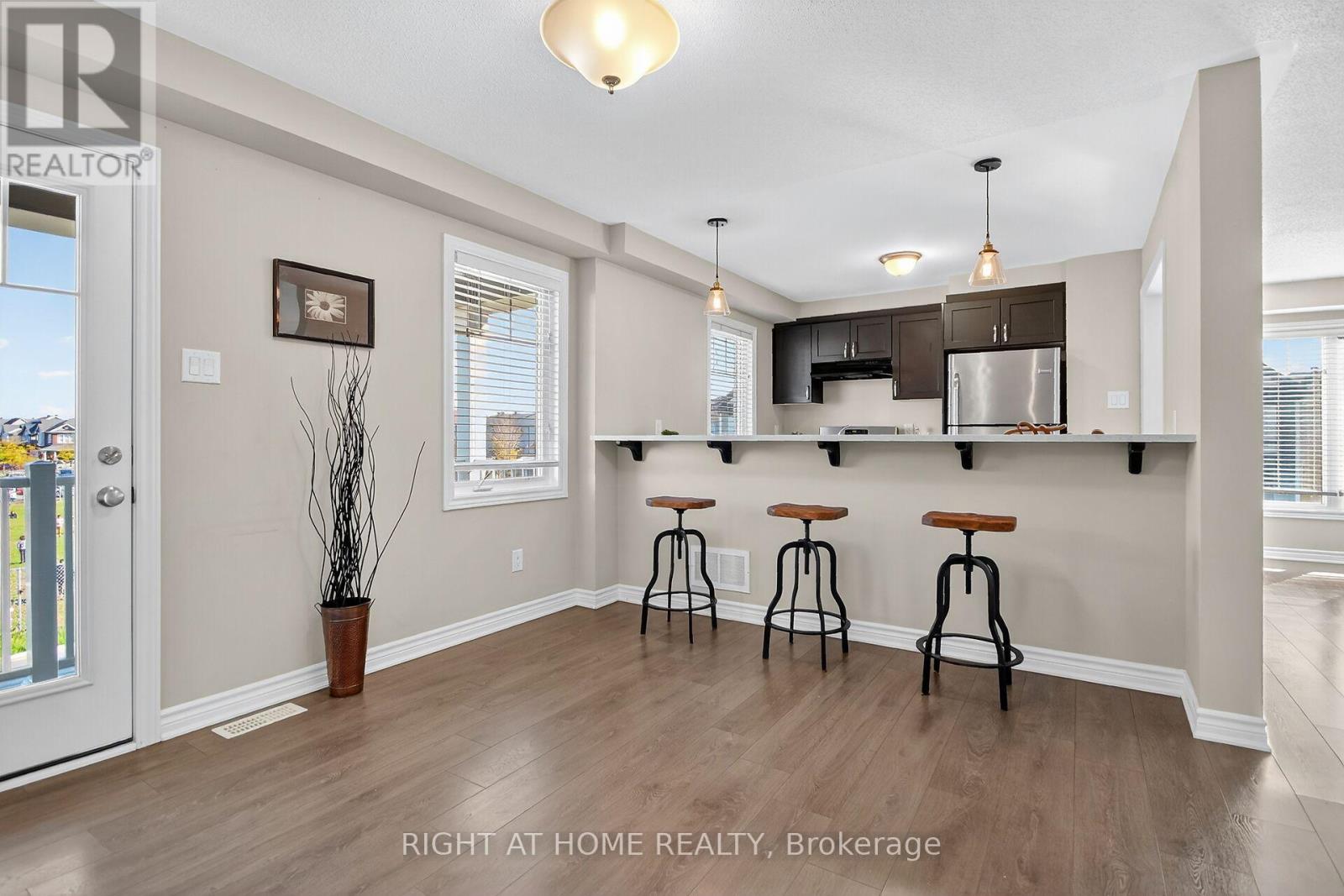 91 Buffalograss Crescent