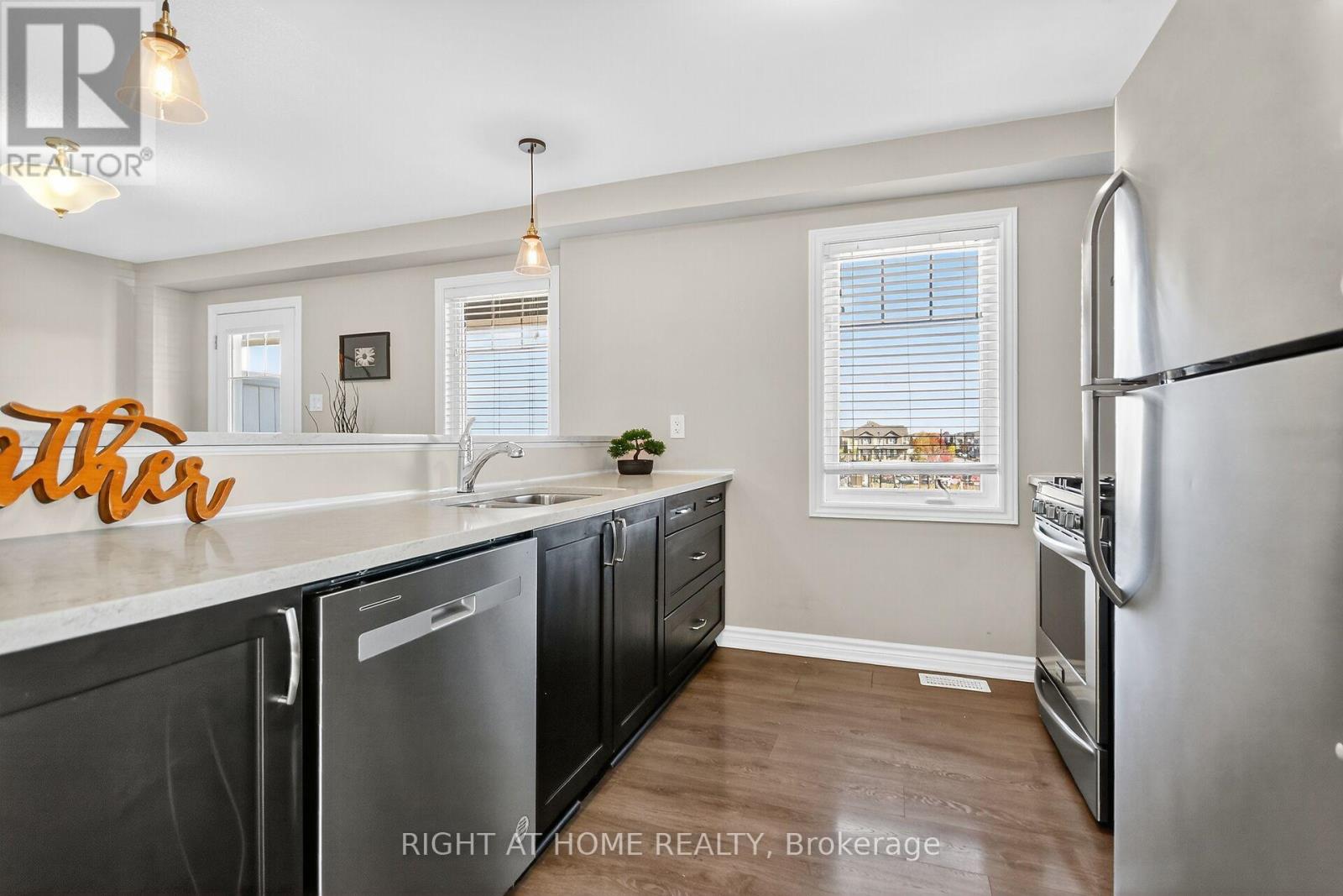91 Buffalograss Crescent