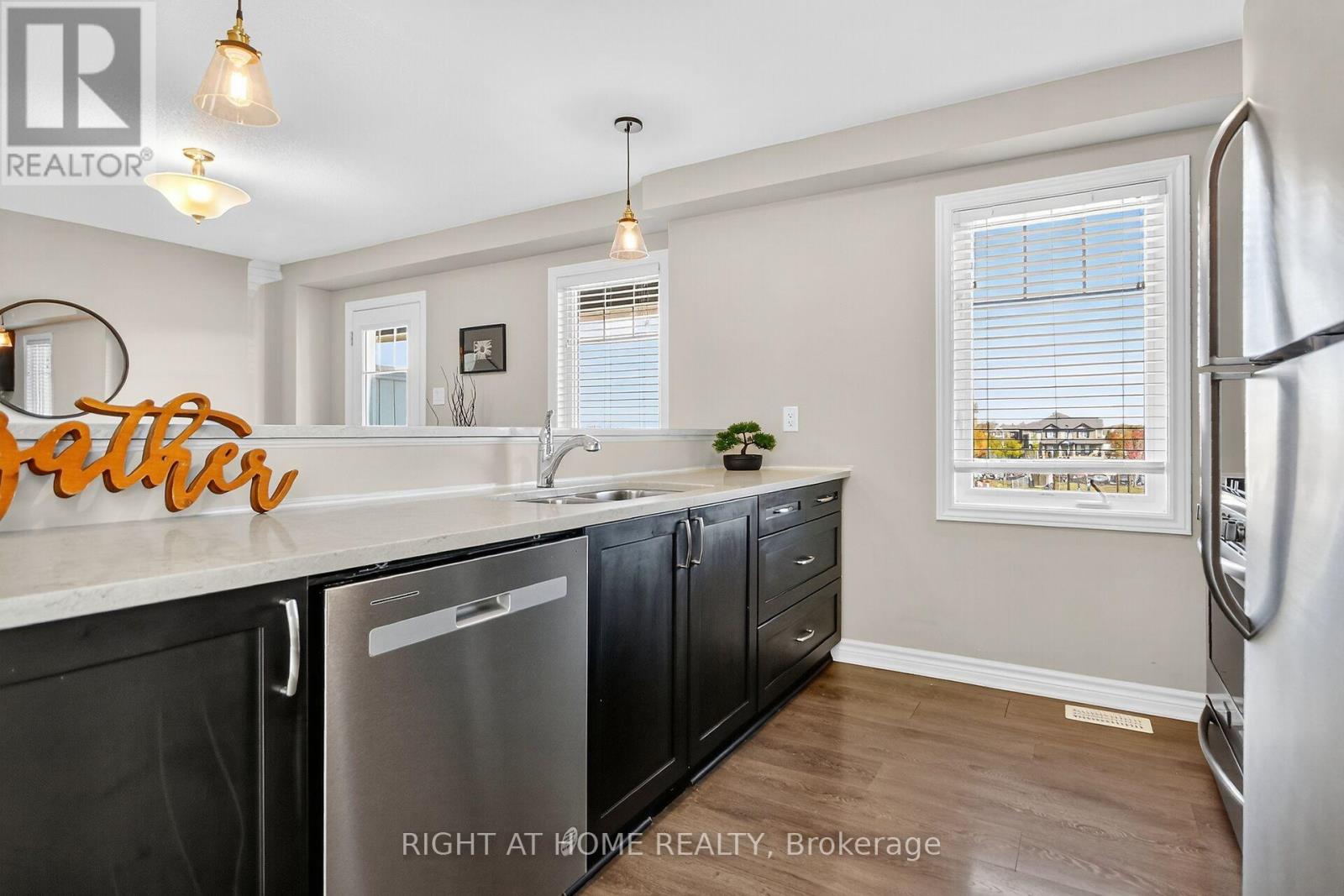 91 Buffalograss Crescent