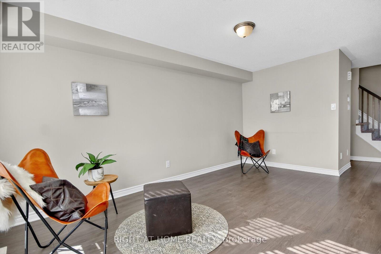 91 Buffalograss Crescent
