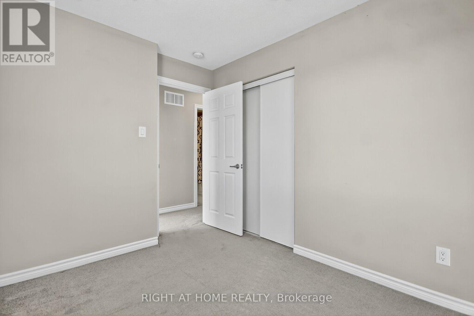 91 Buffalograss Crescent