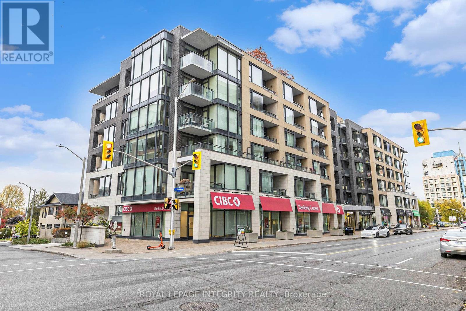 615 - 101 Richmond Road