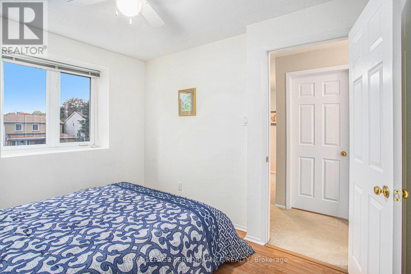 6097 Forestglen Crescent