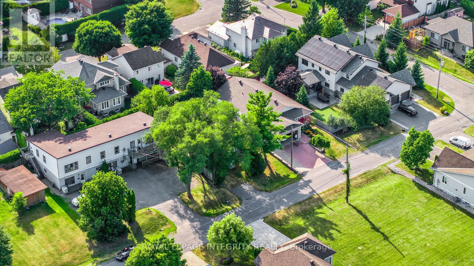 924 Beauchamp Avenue