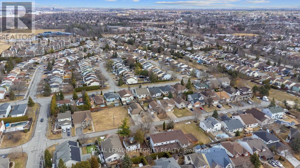 924 Beauchamp Avenue