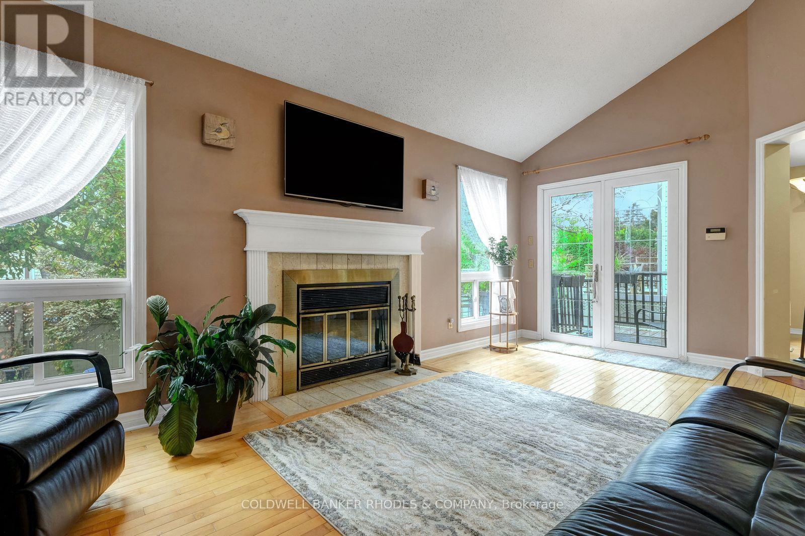 12 Bramblegrove Crescent