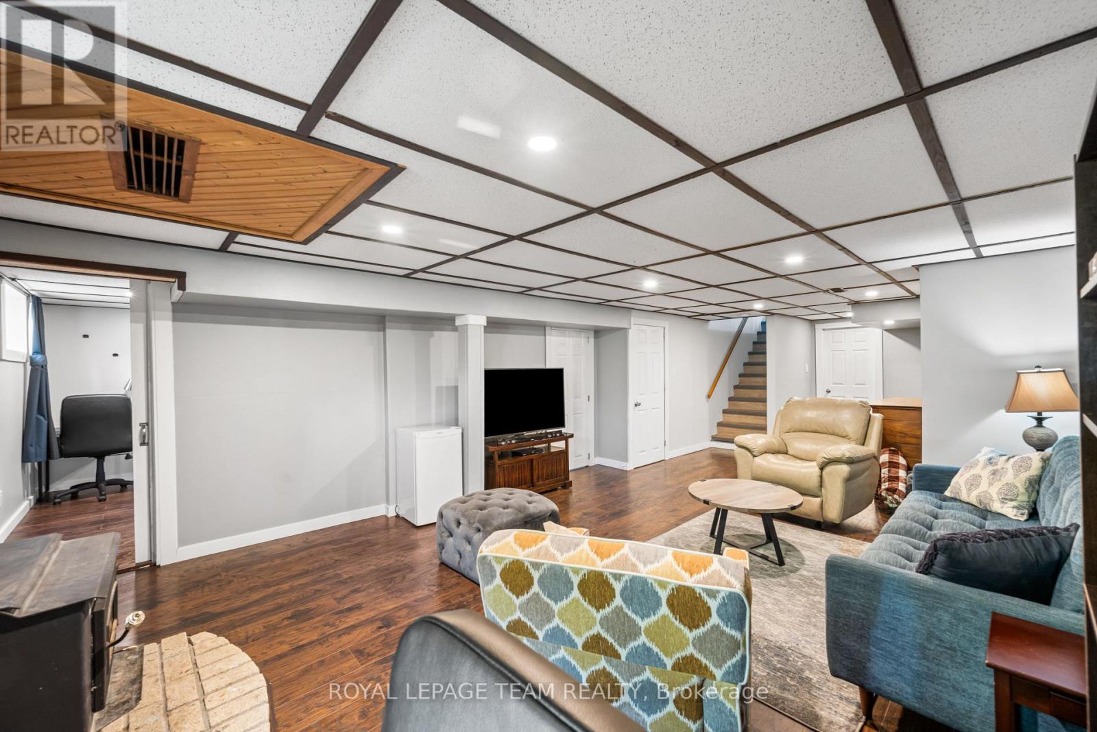 6521 Jack Pine Crescent