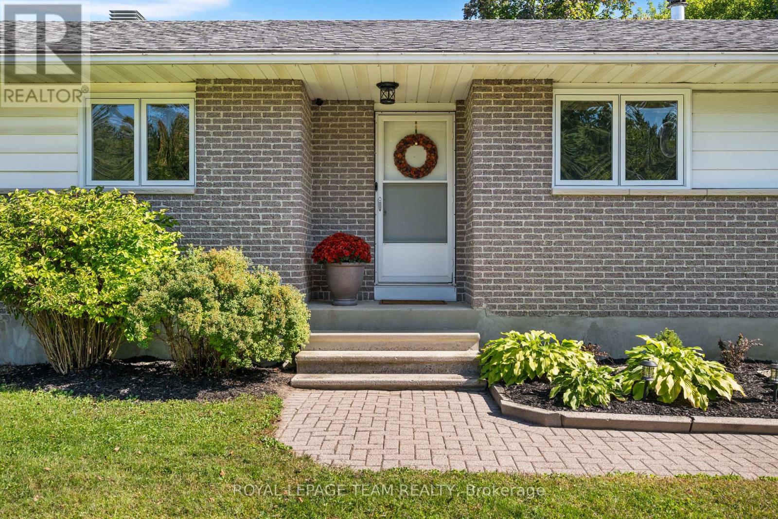 6521 Jack Pine Crescent