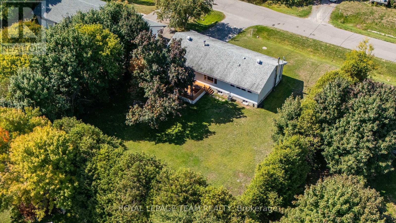 6521 Jack Pine Crescent