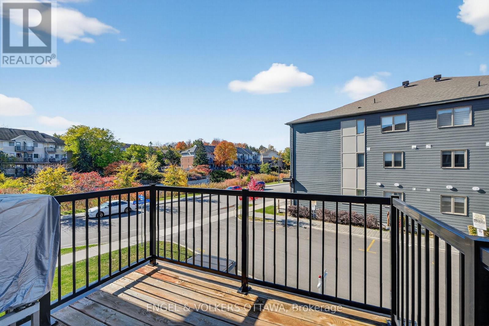 827 Kiniw Private Se