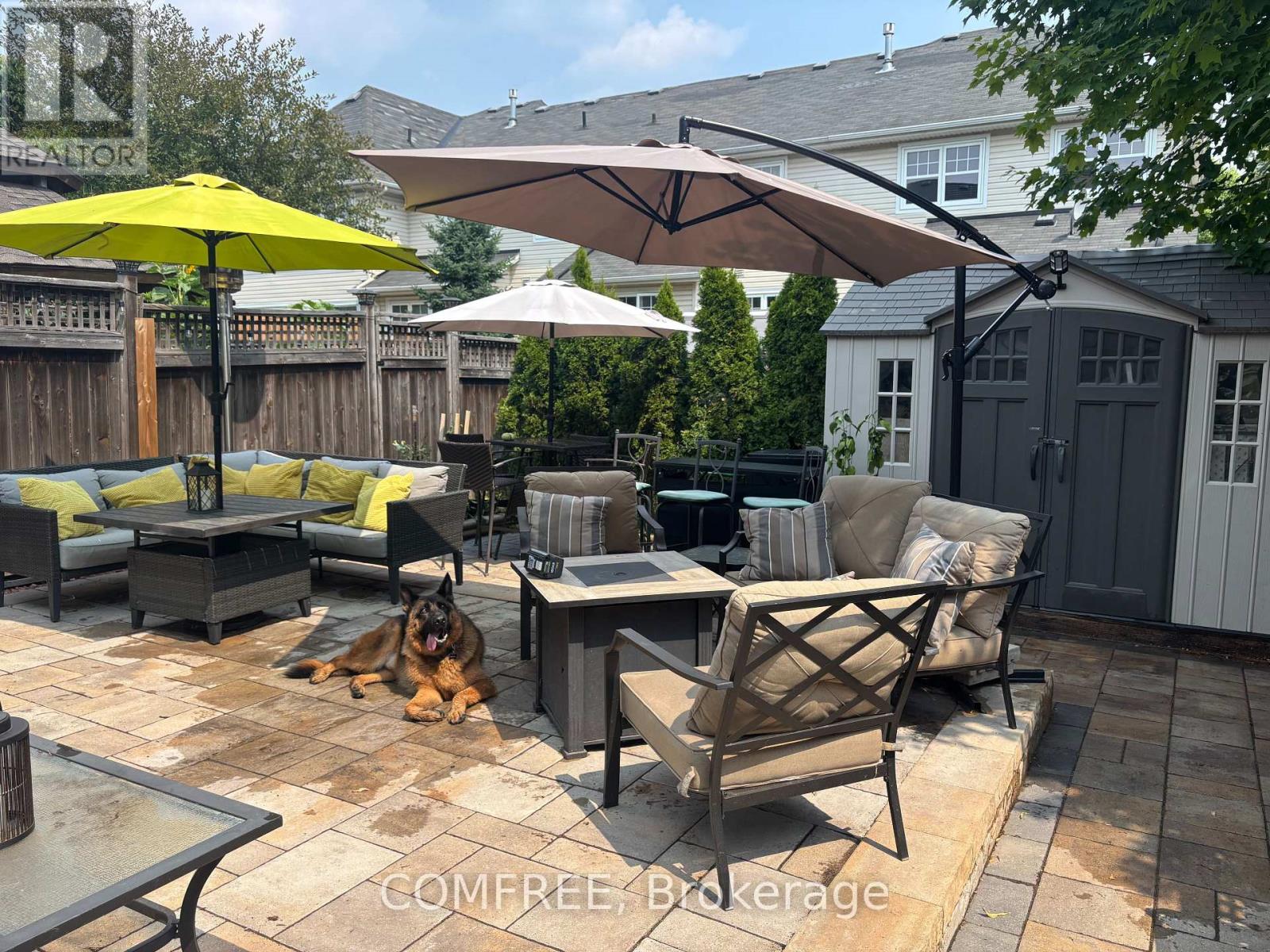 29d Cresthaven Drive