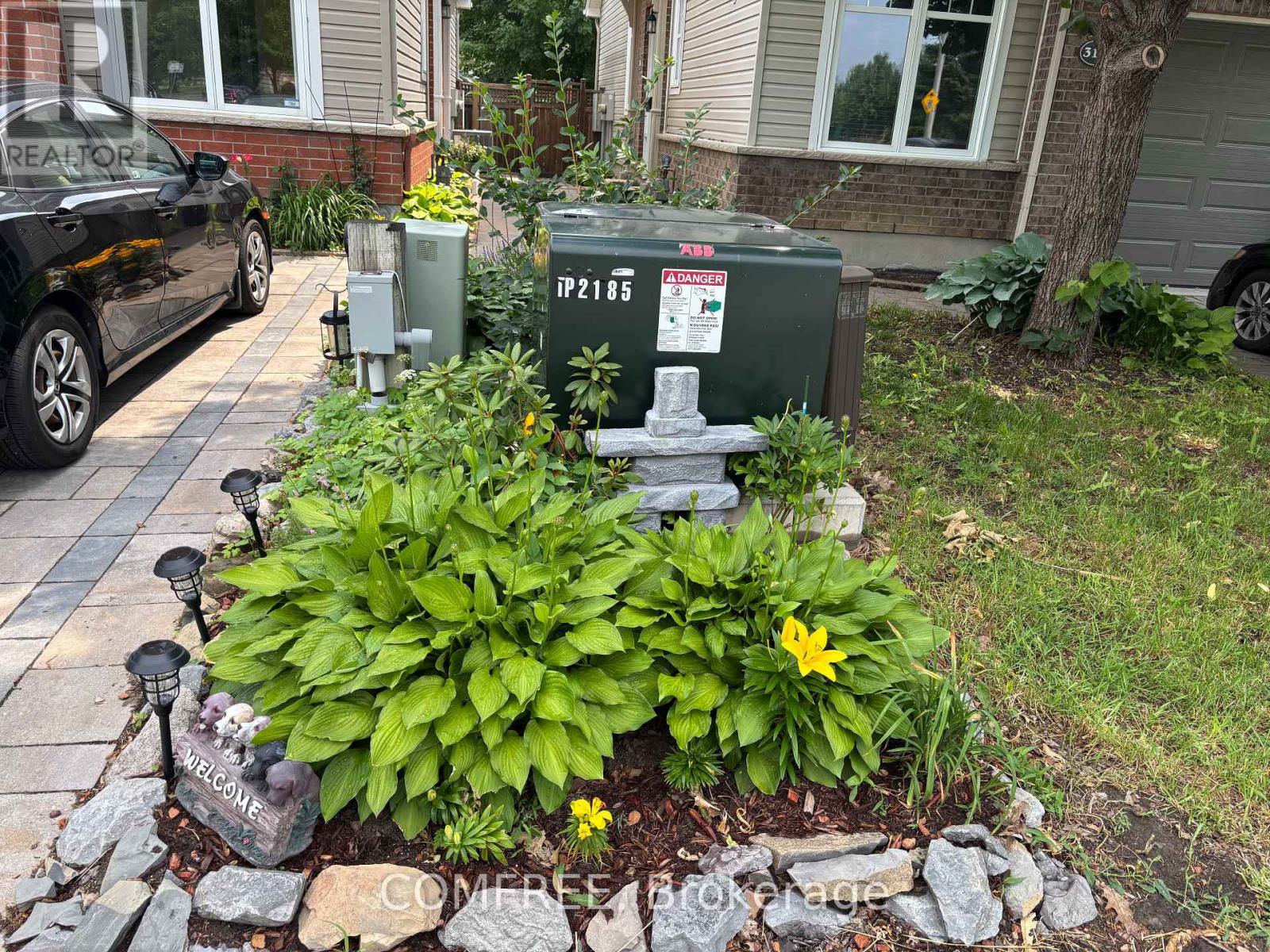 29d Cresthaven Drive