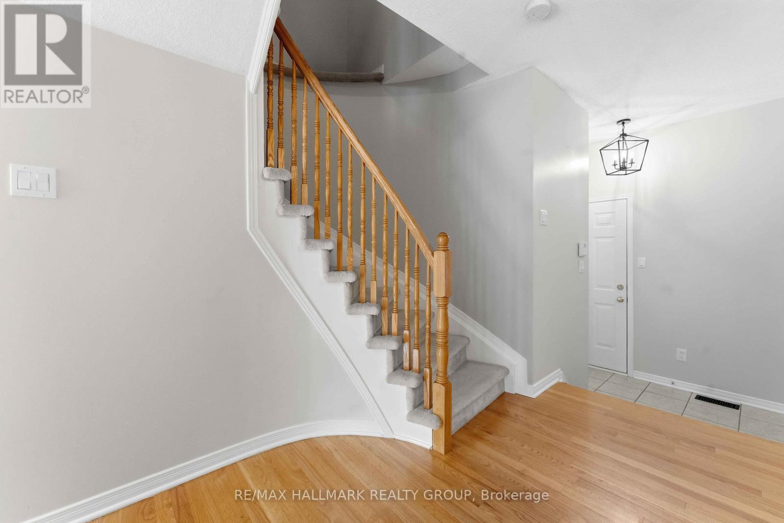 1072 Brasseur Crescent