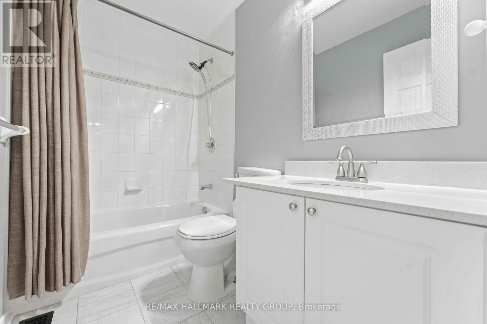 1072 Brasseur Crescent