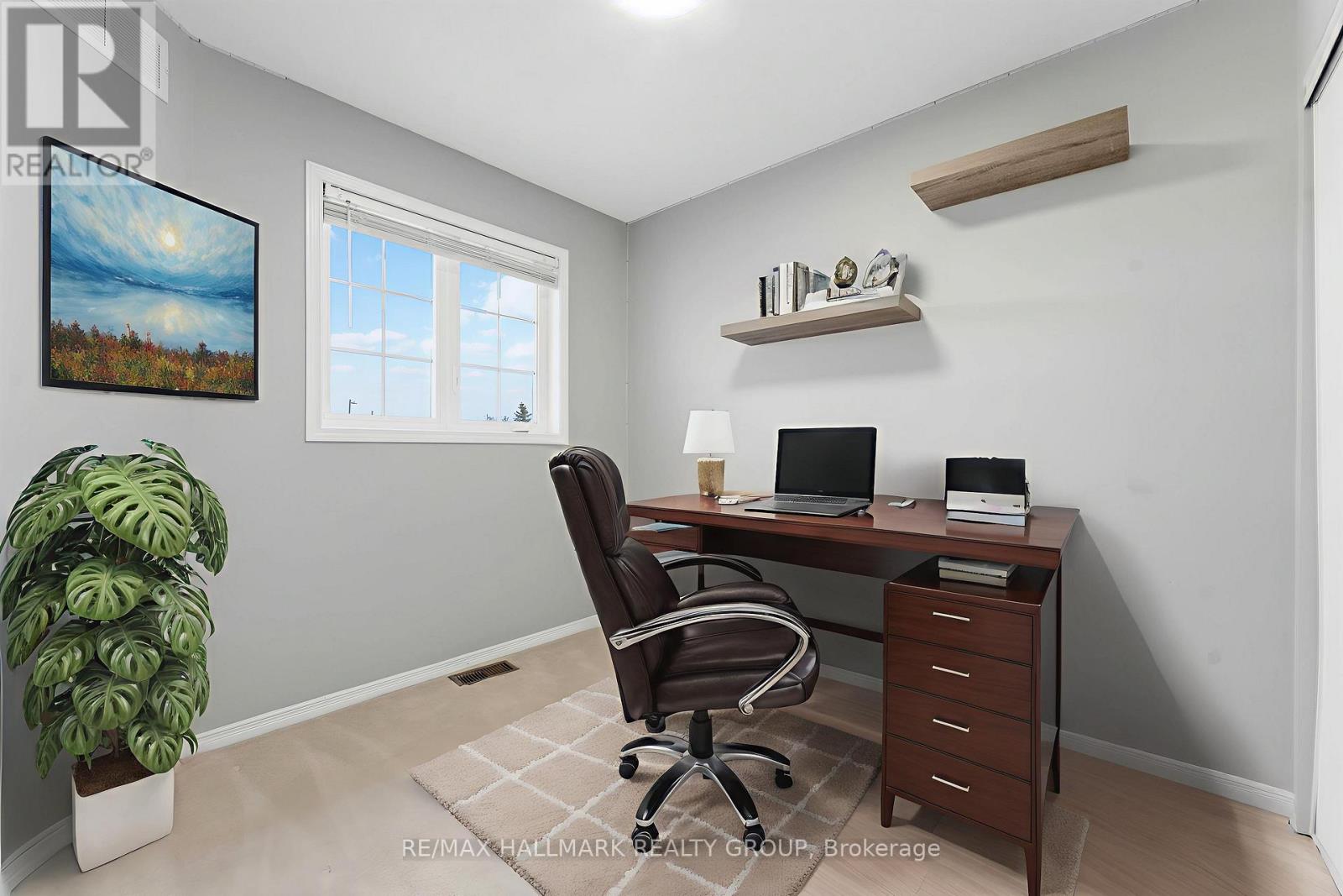 1072 Brasseur Crescent