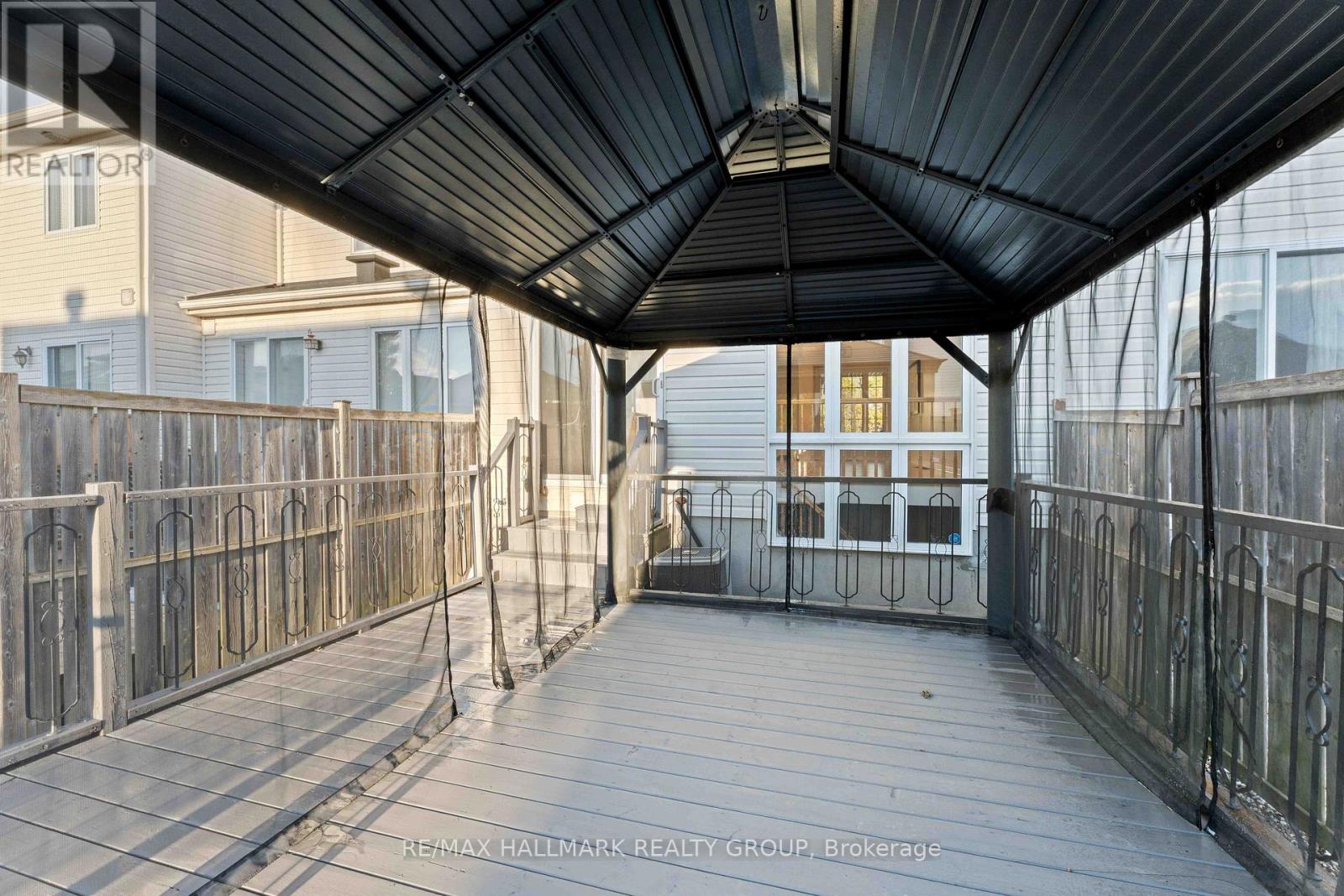 1072 Brasseur Crescent