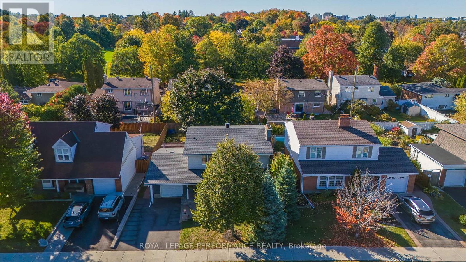 3026 Southmore Drive E