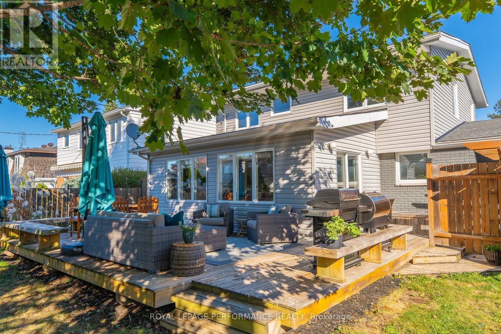 3026 Southmore Drive E