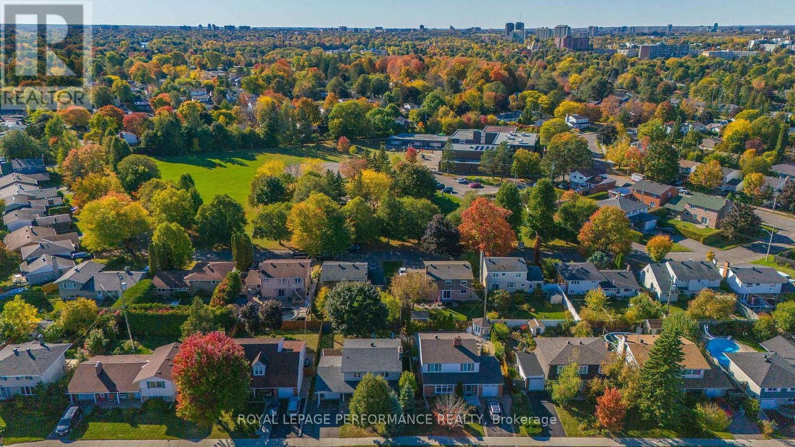 3026 Southmore Drive E