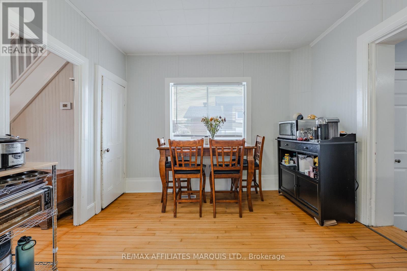 18 Mechanic Street W