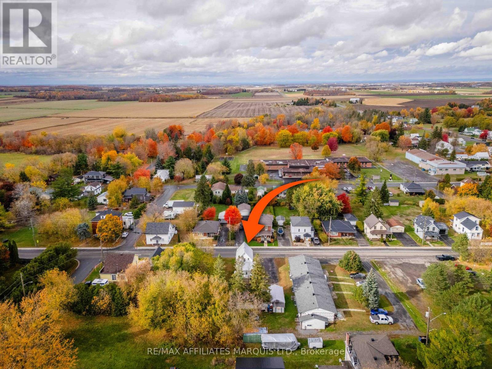 18 Mechanic Street W