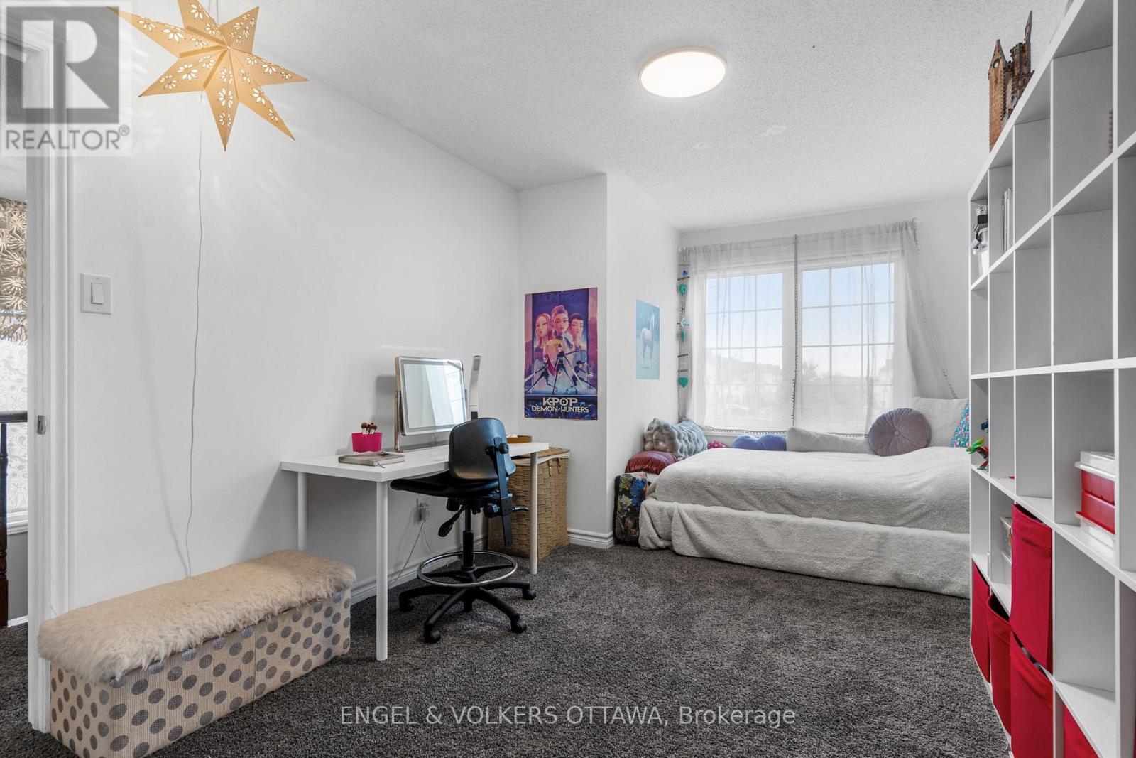 760 Mayfly Crescent