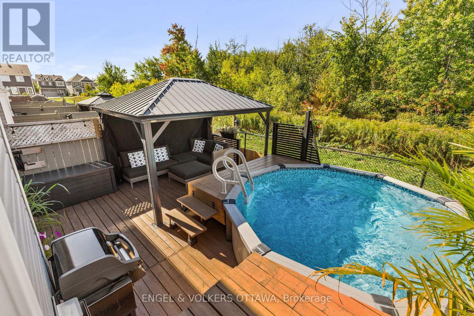760 Mayfly Crescent