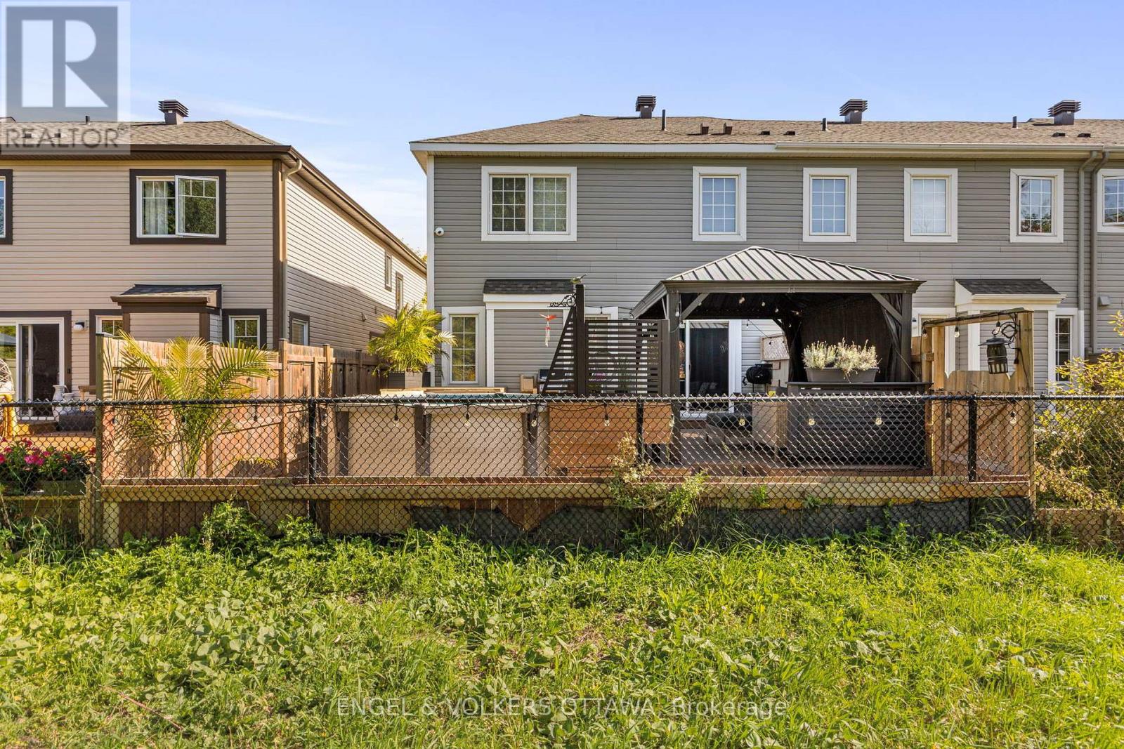 760 Mayfly Crescent