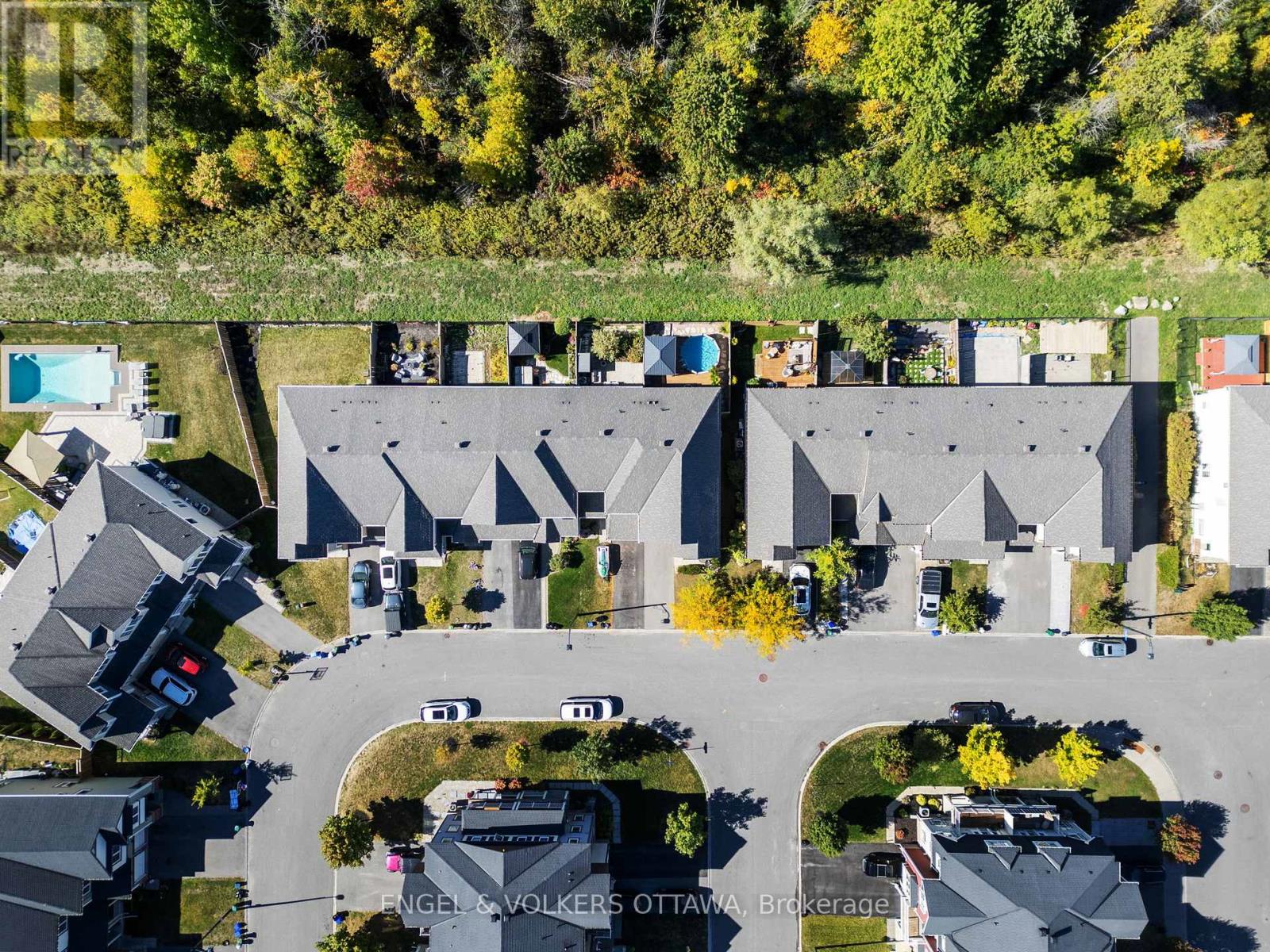 760 Mayfly Crescent