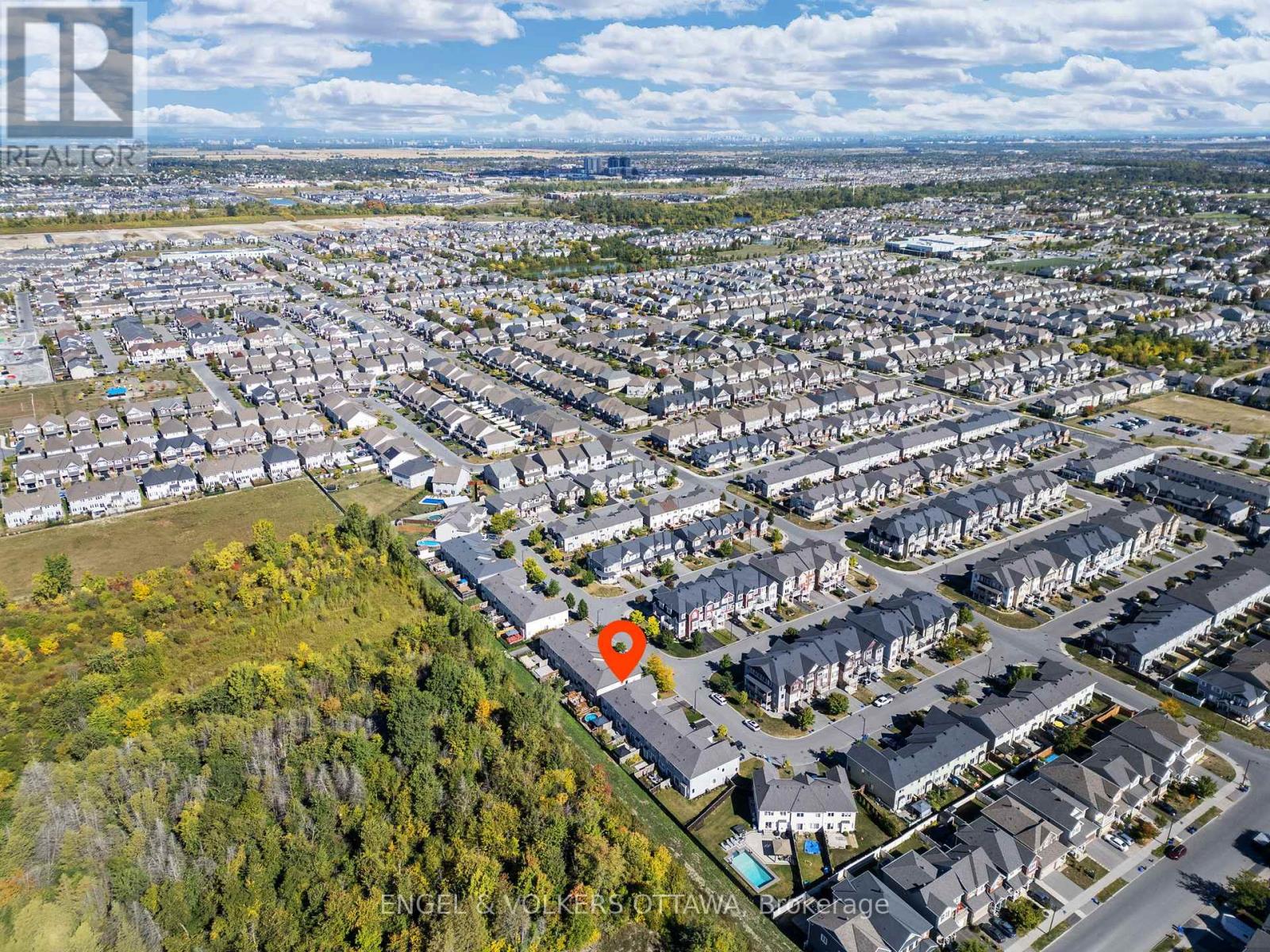 760 Mayfly Crescent