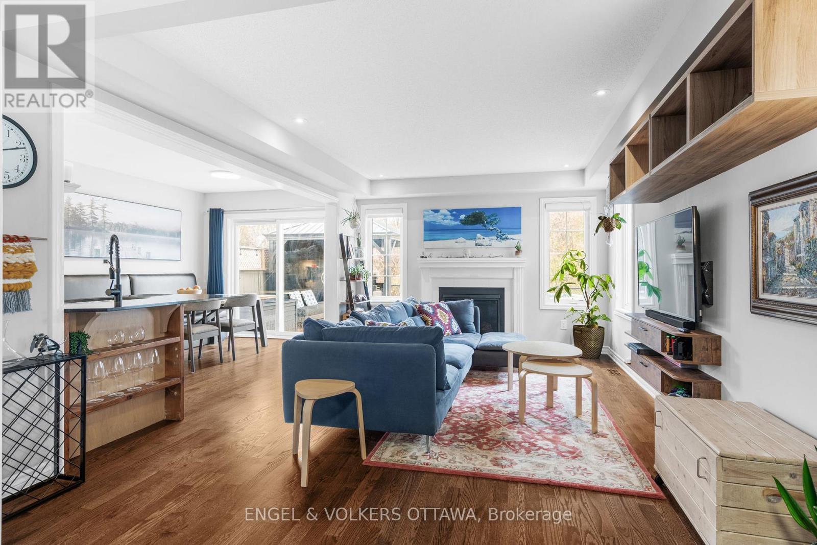 760 Mayfly Crescent