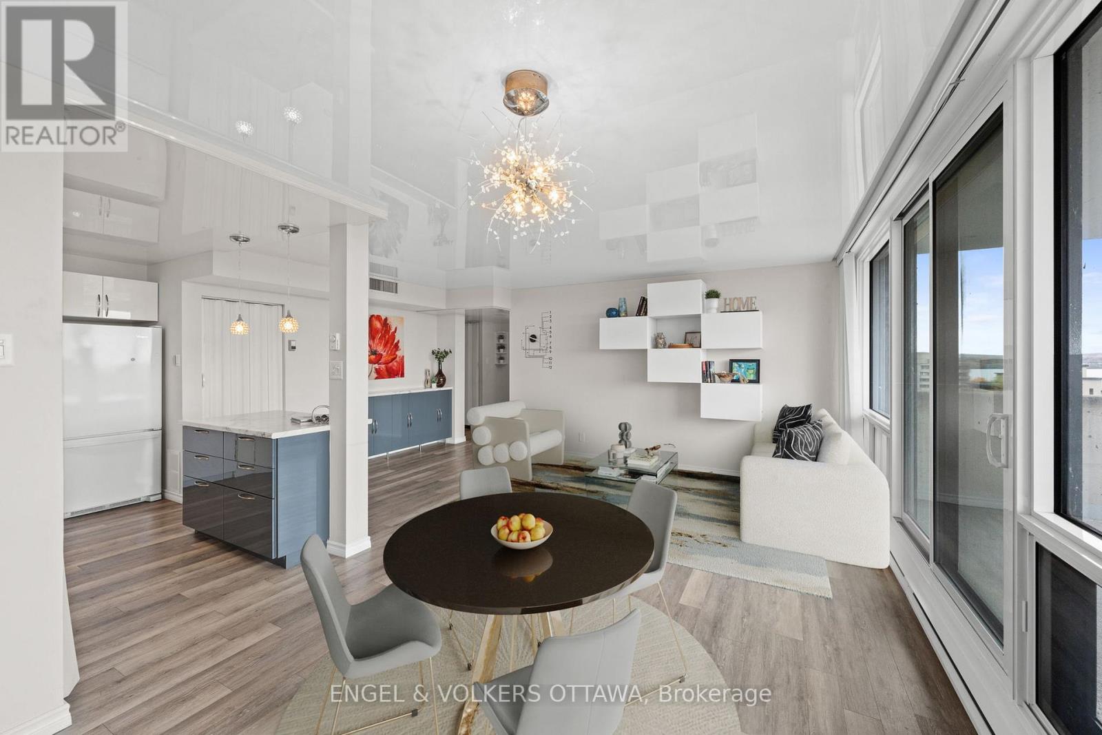 1007 - 1195 Richmond Road