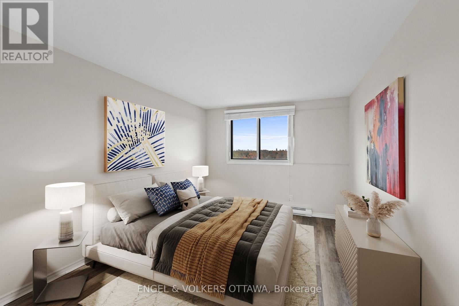 1007 - 1195 Richmond Road