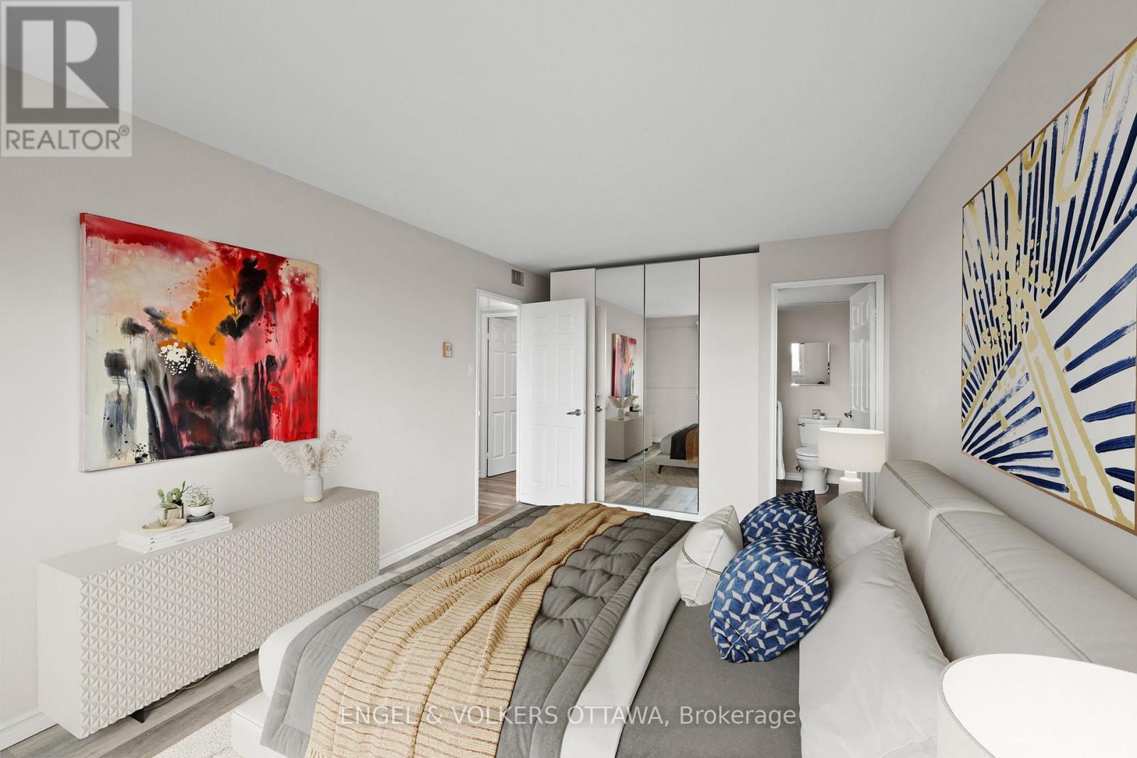 1007 - 1195 Richmond Road